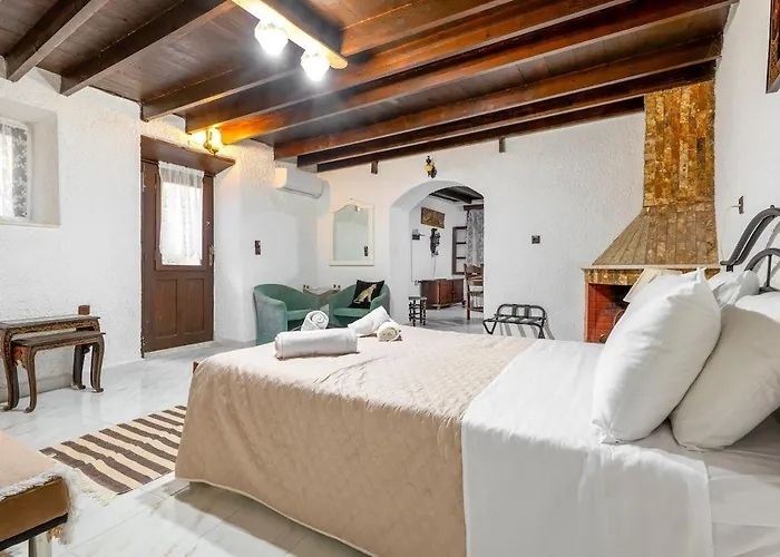 Levent Traditional Rhodes Castle Vakantiehuis